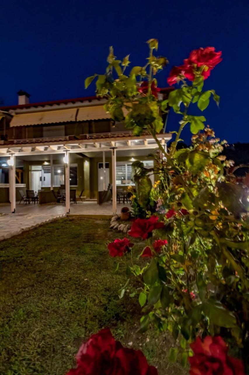 Vickyvillas Néos Marmarás Exterior foto