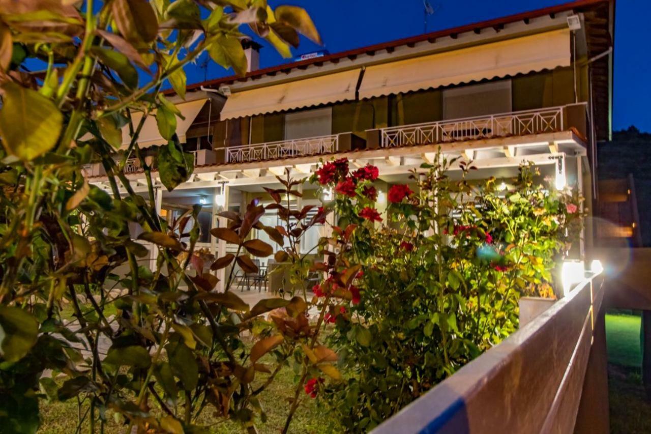 Vickyvillas Néos Marmarás Exterior foto