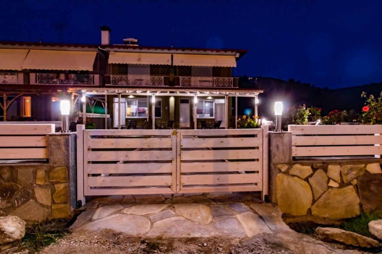 Vickyvillas Néos Marmarás Exterior foto